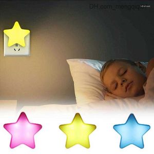 Lampenschirme Nachtlichter Fernbedienung Star LED Plug-in Lichtsensorsteuerung 3 Helligkeitstimer Nachttischlampen Babyschlafen Z230805