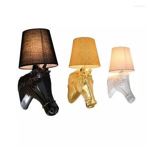 Lampade da parete Modern Horsehead Lamp Personality Decor Resina Led Lights Room Living Cabinets