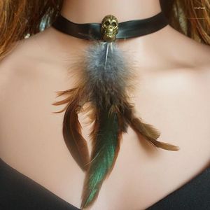 Choker 2023 Unik Halloween Witch Necklace Real Long Feather Skull Leather Chain Collar For Women Gifts smycken grossist