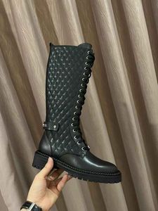 العلامة التجارية الفاخرة في الكاحل للركبة النسائية مارتن التخسيس أحذية Squal Heel Linghein Winter Lace Up Size 35-41