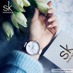 Нарученные часы кожа Shengke Top Brand Watches Fashion Ladies Женские кварцевые часы Wame Women Тонкий повседневный ремень Мрамор Dial SK