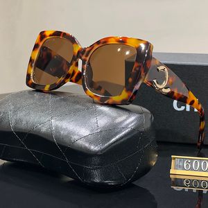 مصمم نظارات شمسية رجل مستطيلات شمسية للنظارات الشمسية للجنسين مصممة Goggle Beach Sun Glasses Retro Frame Design UV400 مع صندوق جيد جدًا