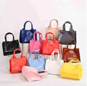 2023 Женская дизайнерская сумка для плеча женская мини-сумка для плеча роскошная новая многоцветная бренда сумочка мода вечерняя сумка мод