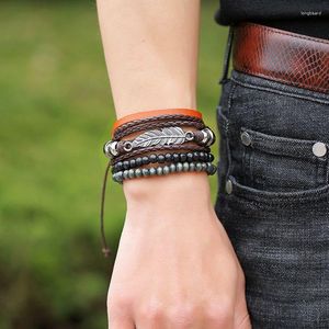 Charm Bracelets Punk Vintage Leather Bracelet Fashion tricotado à mão Multi-layer Feather Leaf And Men's Gift