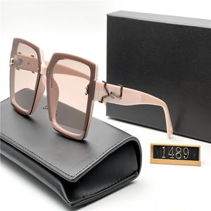 Designer Sunglasses For Women and Men Fashion Model Special UV400 Protection Letters Big Leg Double Beam Frame Outdoor Luxury Design Women Sunglasses1489