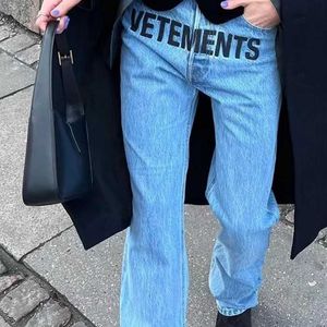 Blue Jeans Männer Frauen 1 1 Hohe Qualität Gewaschen Stickerei Taille Patch Label VET Jeans Mode Hose T230806