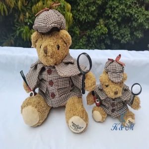 Ny ankomst Hot Selling Teddy Bear Sherlock Holmes version 16/26cm Detektivstil Mjuk plyschdocka PP Bomullsgåva