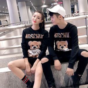 Mochino Womens Hoodie Mens 디자이너 까마귀 옷 의류 고가 인쇄 점퍼 겨울 스웨트 셔츠 2023