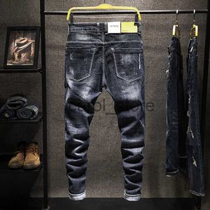 Jeans da uomo Jeans strappati Uomo Slim Fit Stretch Stampato Fashion Designer Streetwear Pantaloni da uomo in denim Sfilacciati Vintage Moto Biker Jeans Uomo J230806