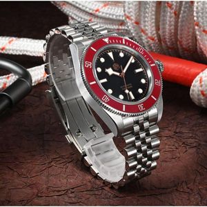 Wristwatches San Martin 40mm Diver Watch For Men Top Brand Classic Mens Watches NH35 Automatic Mechanical Sapphire Waterproof Reloj 2023