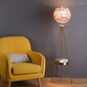 Lampy podłogowe nowoczesne lampa pióra LED Nordic Table herbaty Kreatywne do salonu Dekoracja sypialni nocna statyw