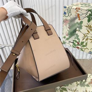 2023 Premium läder tote loe-design-we winged, leende ansikte, toppskikt kohud, crossbody och axel bär brun vinterhöst