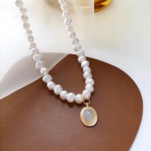 Choker French Sweet Temperament Irregular Imitation Pearl Necklace Female Summer Oval Pendant 2023 Model