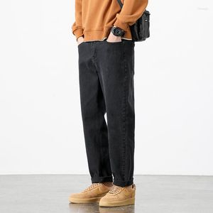 Mäns jeans män vår och hösten casual denim rak toppkvalitet klassiska pants street byxor d16