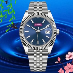 MENS Titta på klassisk lyxdesigner Mekanisk automatisk rörelse 904L rostfritt stålband 41mm 5Tm Swim Waterproof Sapphire Glass Fashion Watches Gifts