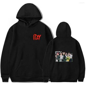 Mens Hoodies 2023 ITZY CRAZY IN LOVE 2D Digital Printing Loose Spring And Autumn Hooded Sweater For Men Women