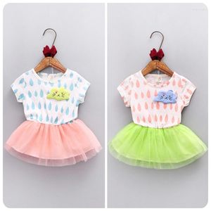 La ragazza veste l'indumento per bambini coreani 2023 Summer Style Baby Cartoon Split Joint Yarn Dress Canopy A Doll