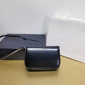 10a toppnivå replikationsdesigner axelväska 18 cm glansiga läderhandväskor lyxiga crossbody väska med dammväska gratis frakt