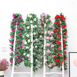 Decorative Flowers 2.4 Meters Rose Artificial 45Heads Christmas Garland For Wedding Home Room Decoration Spring Autumn Garden Fake Plant