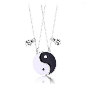 Hänge halsband 2st mode tai chi magnet halsband för kvinnor män yin yang clavicle kedja bff vänner smycken tillbehör gåvor