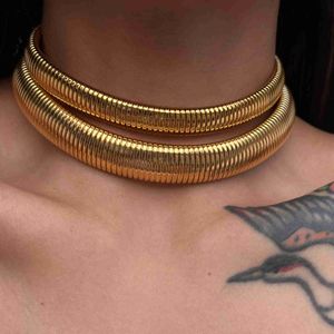 Strands Strings Titanium Stubby Elastic Statement Necklace for Women Jewelry Punk Designer Runway Rare Dress Bohemian Japan Korea L230806