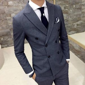 Men's Suits Double Breased Dark Gray Men Slim Fit 2 Piece Wedding Tuxedo For Groom With Peaked Lapel Custom Man Fashion Jacket Pants
