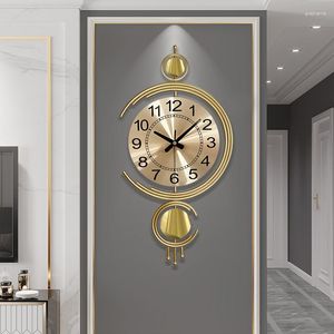 壁の時計モダンリビングルームクロック家庭研究クリエイティブミュート時計芸術的なファッション飾りホームデコレーション