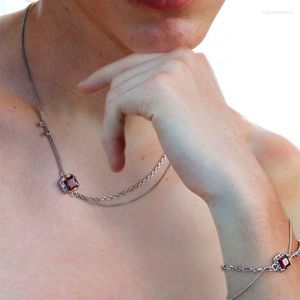 Подвесные ожерелья латунная многослойная цепь красный камень циркон Женщины ювелирные ювелирные украшения панк -дизайнер РЕРСКИ