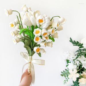 Fiori decorativi Bouquet intrecciato a mano Tulipani Mughetto misto Lavorato a maglia Regalo creativo finito Per matrimonio Compleanno San Valentino