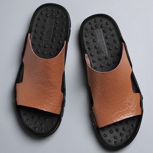 Summer 3102 Sandals 2024 Handmade Rivet Texture Real Cow Leather Ing Outdoor Light Beach Slippers Flat Casual Flip-Flop