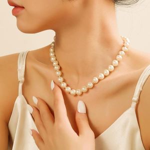 Цепи Винтажный стиль простые имитация жемчужных ожерелье для женщин для женщин свадебная любовь подарки ожерелье моды гламурные украшения