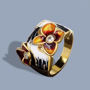 Cluster Ringe Elegante große Blume Gold Farbe Ehering Emaille Finger für Damen Böhmen Braut Versprechen Schmuck