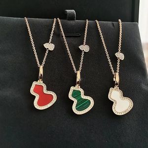 Collane con ciondolo zucca bottiglia in acciaio al titanio classico placcato con diamanti placcati in oro Collana da donna con fortuna