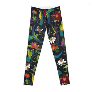 Calças ativas Beija-flores e maracujás - Cloisonne em padrão de pássaro floral preto da Cecca Designs Leggings