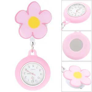 Orologi da polso Si prega di notare Orologio a clip Orologi luminosi Triangolo da uomo Miss Spilla portatile al quarzo per donna