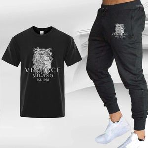 Agasalhos masculinos Summer Fitness Jogging Agasalho Moda Estampado Camiseta de Manga Curta Calças Terno Masculino Algodão Conjunto Esportivo