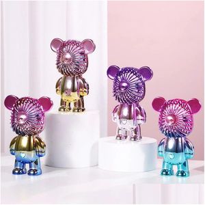 Elektriska fans Nya USB Mini Cute Cartoon Bear Fan Wind Power Handheld Portable Bekväm hemmakontor Utomhus Små gåvor släpper DHP38