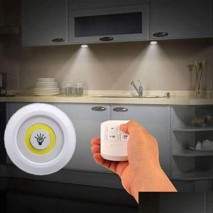 Luci notturne dimmerabili a led sotto la luce dell'armadio con telecomando Armadi a batteria per armadio Illuminazione bagno Drop Deliver Dhszj