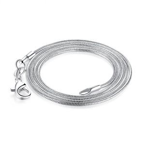 Grande promozione! Collana a catena serpente placcata argento 1MM 925 con catenacci per aragosta catene di gioielli per pendente fai da te da 18 pollici a 24 pollici 100 pz / lotto