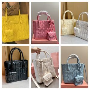 Projektant -Fashion Ladies Tote Bag Women torebki luksusowe torba na crossbody kpack tylne pakiety torby designerski posiadacz karty Modna torba, fajna torba, fajna i elegancka torba, elegancka torba