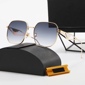 Óculos de sol com armação completa, óculos de sol quadrangulares, canto arredondado, armação de metal, templos esqueletizados, lentes modernas e macias, óculos de sol retrô clássicos para mulheres, óculos femininos