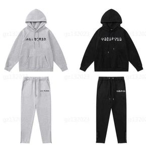 Trapstar Tracksuit Two Piece Set Men Cotton Black And Gray Towel Embroidered Padded Hoodies With Sweatpants Designer Track Suit