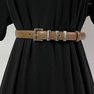 أحزمة المدرج النسائي أزياء جلدية حقيقية cummerbunds الإناث اللباس الكورسيهات زخرفة حزام ضيق R2118