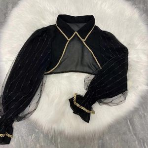 Kvinnors blusar Cardigan Female Coat 2023 Original Design Lolita Dress Berry Forest samma långärmade spetsar inre lager toppar