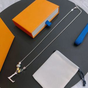 2023 Stainless Steel Luxury Luis Necklace Vuttonity And Stylish Pendant Fashion Simple Necklaces Classic Style Women's Designer Jewelry Box