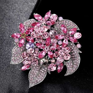 Pins Brooches zlxgirl Bridal Flower Brooches Jewelry Perfect Pink Green Rhinestone Crystal Hijab Pins Brand Women's Party pendant Bijoux HKD230807