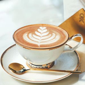 Cups Saucers European Style Simple Ceramic Coffee Cup Saucer Set Porcelain Afternoon Tea Luxury Ceramics Teacups Sets Home