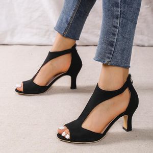 Sandálias femininas Peep Toe T-strap salto alto verão grosso salto traseiro zíper moda preto sapatos de salto alto para mulheres