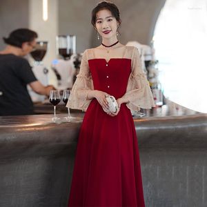 Этническая одежда плиссированная шейная шея Cheongsam перспектива сетчатая сетка рукав вечернее платье для вечеринки жемчужные блестки Qipao Burgundy