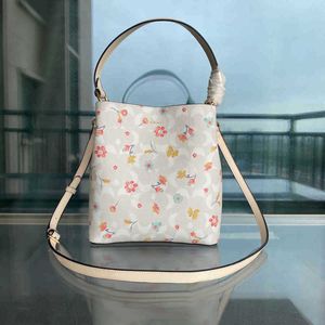 COABAG Tote Bag Totes Leather Designer Bag Large Bucket Bags Womens Shoulder Luxurys Handbag Ladies White Purse 230207